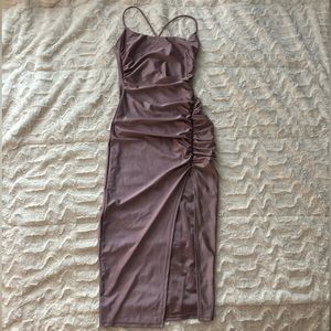 Windsor lavender ankle length dress with a slit - size S